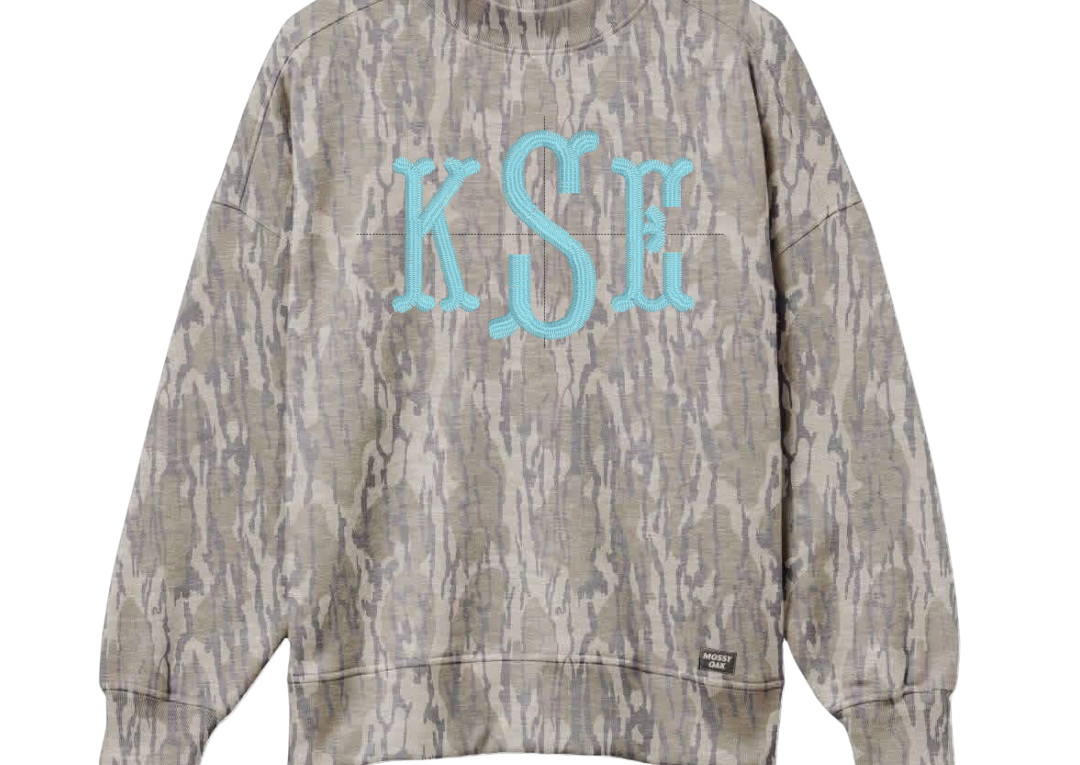 Mossy Oak mockneck, Fishtail monogram example